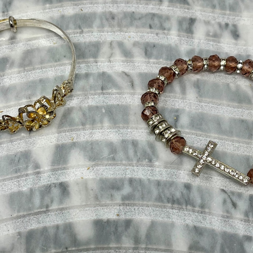 3 Bracelets - Picture 2 of 9